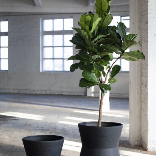 Alternative view of Construct planter L Black van Serax