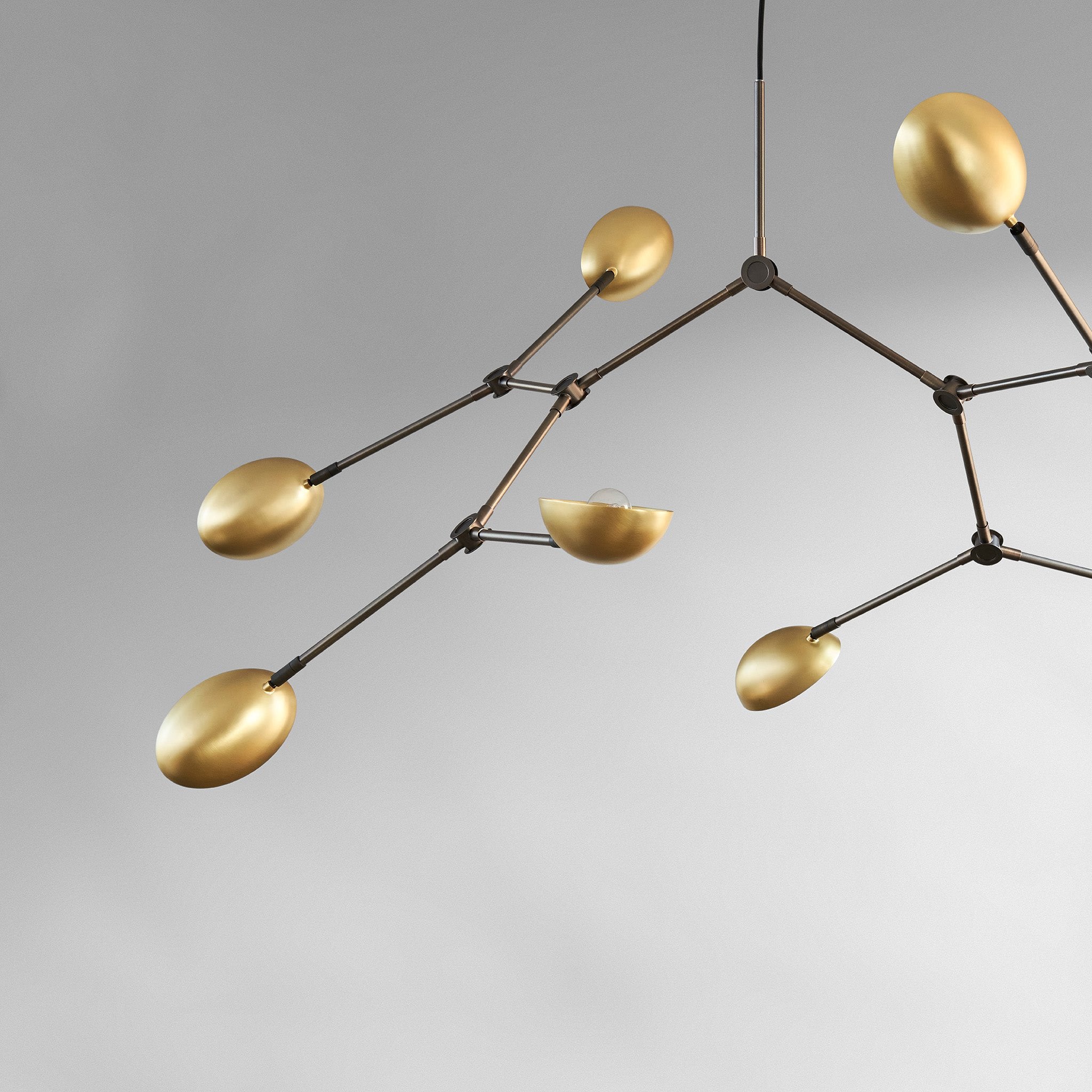 Drop Chandelier Brass van 101 Copenhagen