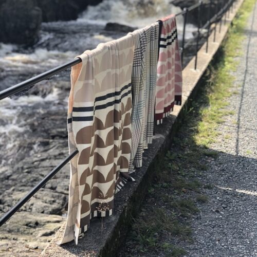 Alternative view of Kamelia Brown plaid van Funky Doris
