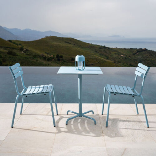 Pico outdoor dining table met 4 star base van Houe