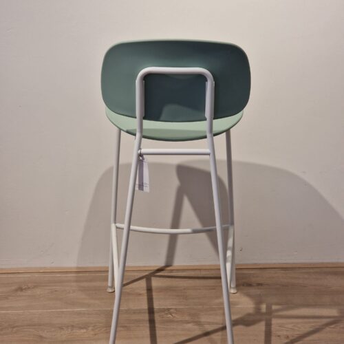 Alternative view of Tondina Pop Kitchenstool van Infiniti - showmodel
