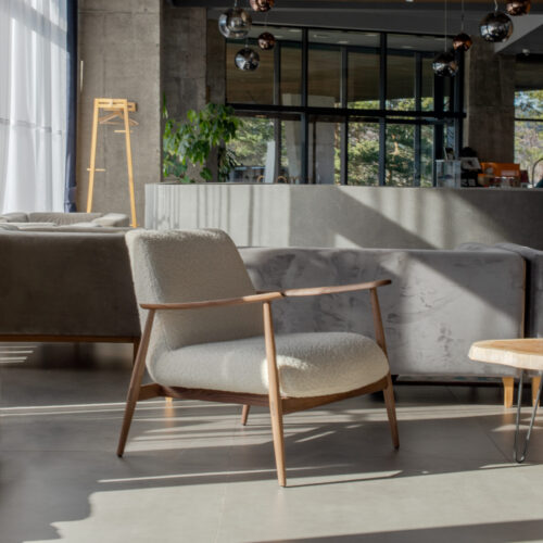 Gazzda Aska Lounge Chair notenhout