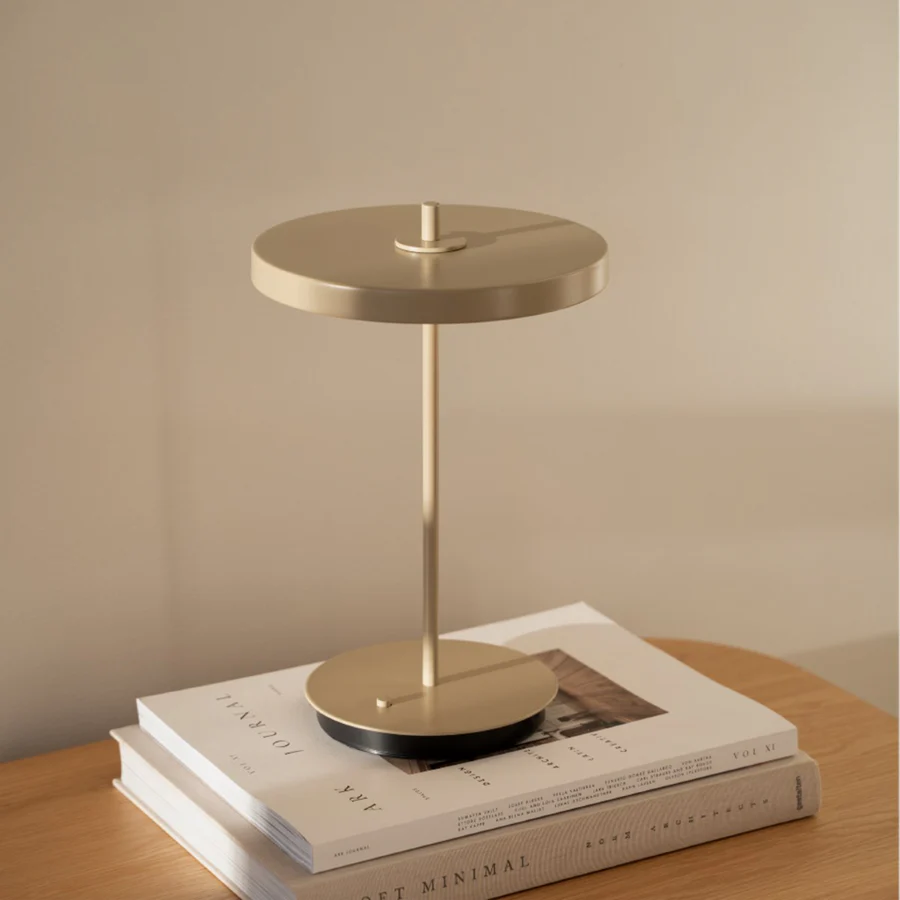 Asteria Move Monochrome van Umage - Afbeelding 6