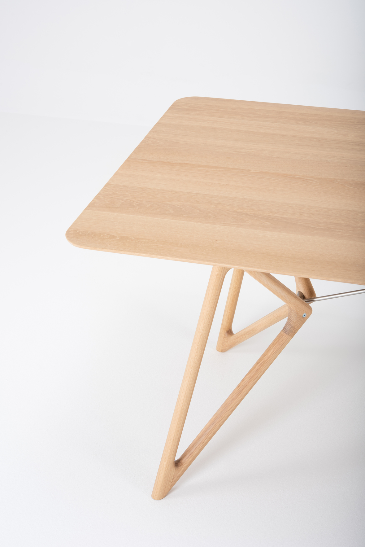 Gazzda Tink Table massief eiken - Afbeelding 9